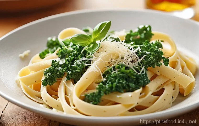 크림소스 파스타 맛집 - **Prompt 1: The Art of Creamy Pasta Perfection**
    "A close-up, high-angle shot of a beautifully p...